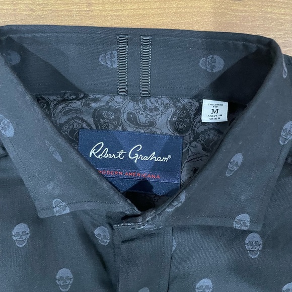 Robert Graham Black Skull Collard Long Sleeve dress Shirt Limited Edition - Picture 9 of 9